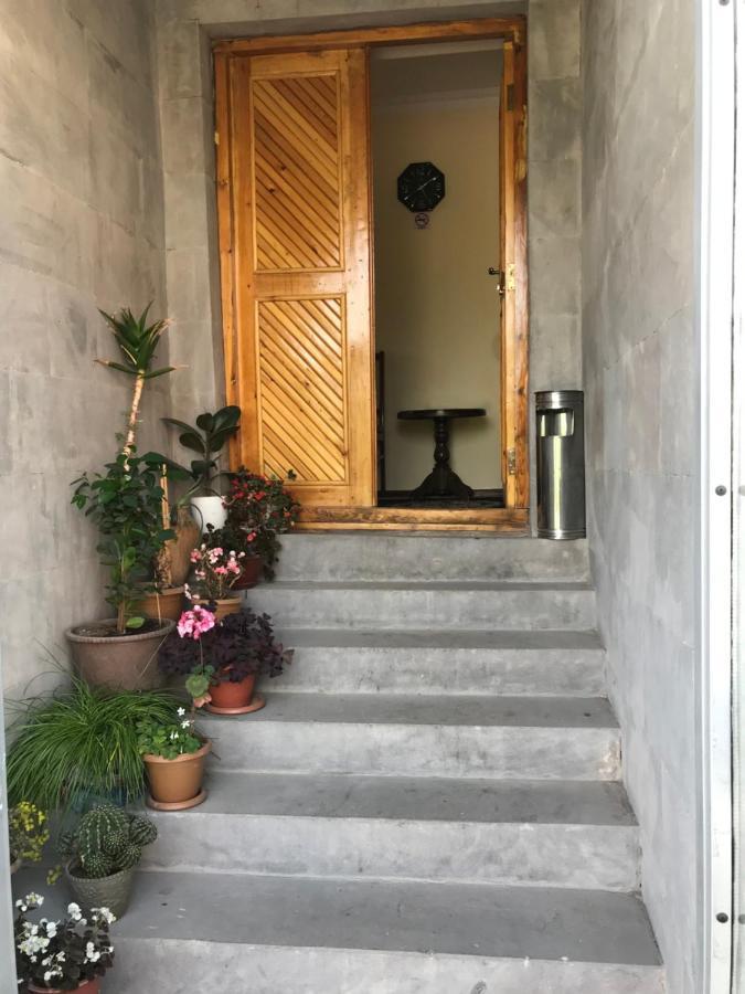 فندق Mitane Sisian المظهر الخارجي الصورة